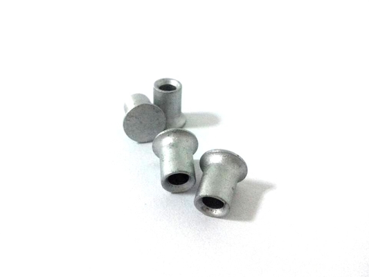 O aço de liga 3.1mm dentro da perfuração do auto da barra do furo rebita o revestimento de Dacromet