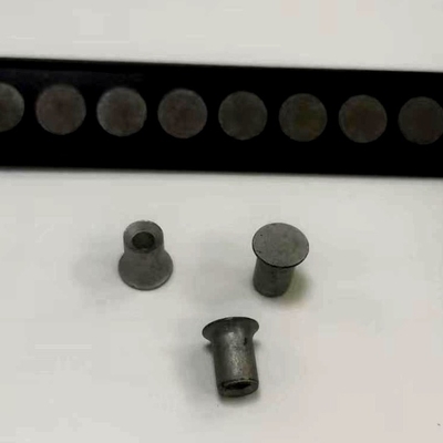 A perfuração do auto rebita o auto de grande resistência que penetra os rebites de aço inoxidável 5.3x4mm 5.3x5mm limpados com jato de areia