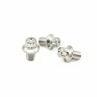 Parafusos de acabamento da roda M4