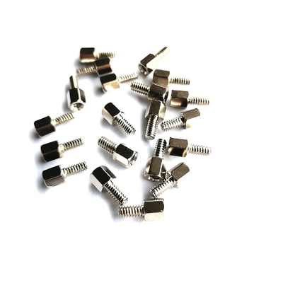 Parafusos hexagonais de rosca única para chassis e armários de computadores