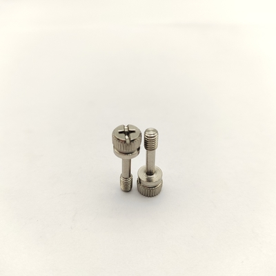 Parafusos cativos recartilhados de aço inoxidável 316 com fenda combinada para equipamentos médicos