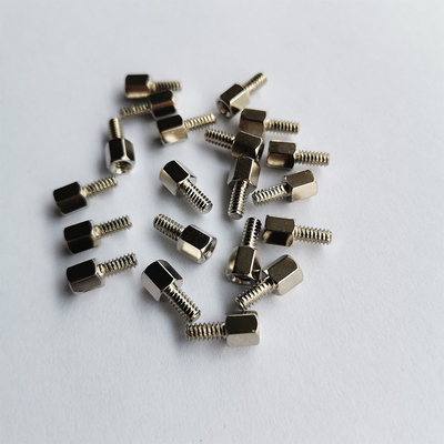 O cartão-matriz rosqueou os parafusos de aço inoxidável do suporte isolador para o parafuso da coluna da caixa do computador para VGA