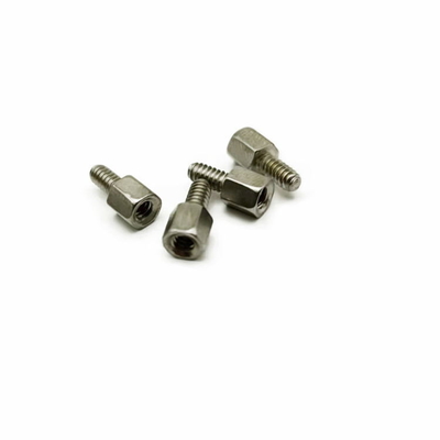 O suporte isolador rosqueado fêmea masculino do ODM, rosqueado encanta o espaçador 4.75x10.8