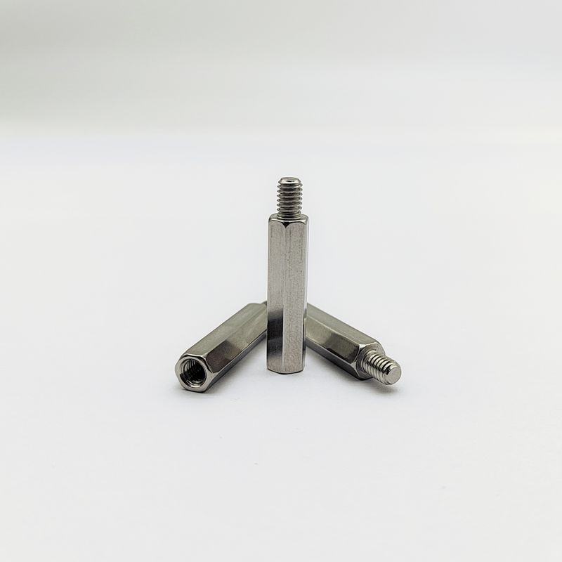 Parafusos hexagonais de estacionamento de aço inoxidável 304 M2.5 a M6