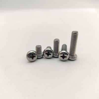 Parafusos de máquina com cabeça chata Phillips em aço inoxidável 304 A2-70 DIN 7985